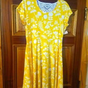 Beautiful Sunshine Yellow Floral Print Dress Sz. S